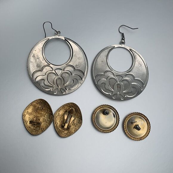 Vintage SET of 3 PAIRS of Gorgeous Hues ENAMELED-METAL earrings, Unmarked - Picture 5 of 5